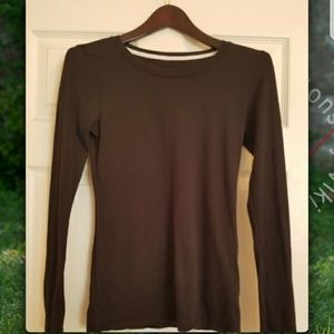 3 basic long sleeve t's